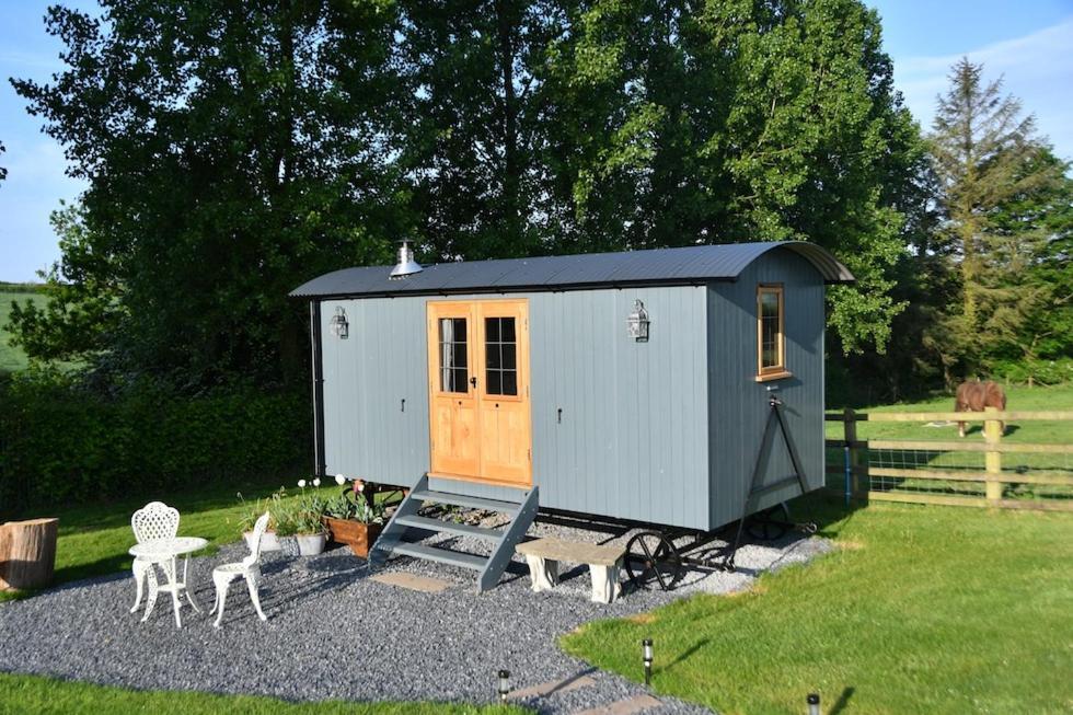 The Shepherds Hut * Carmarthen